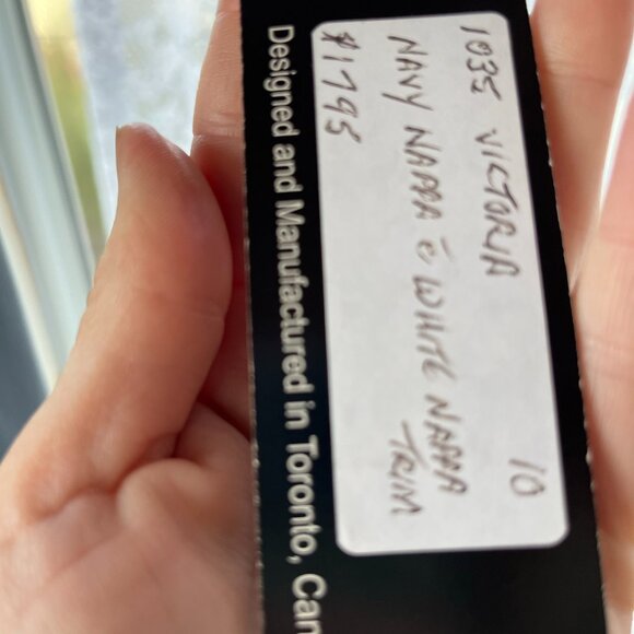 One of kind, VINTAGE Navy Leather Trenchcoat - Picture 3 of 5